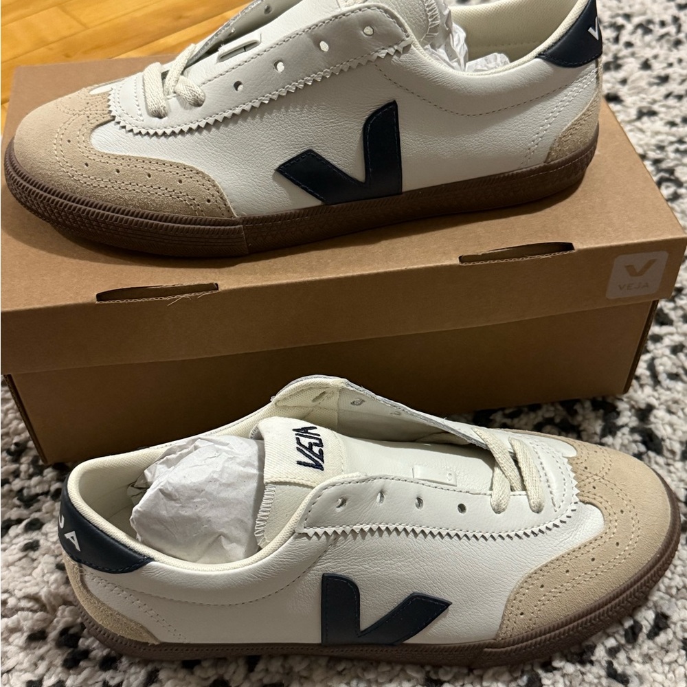 Veja volley White and Tan Sneakers